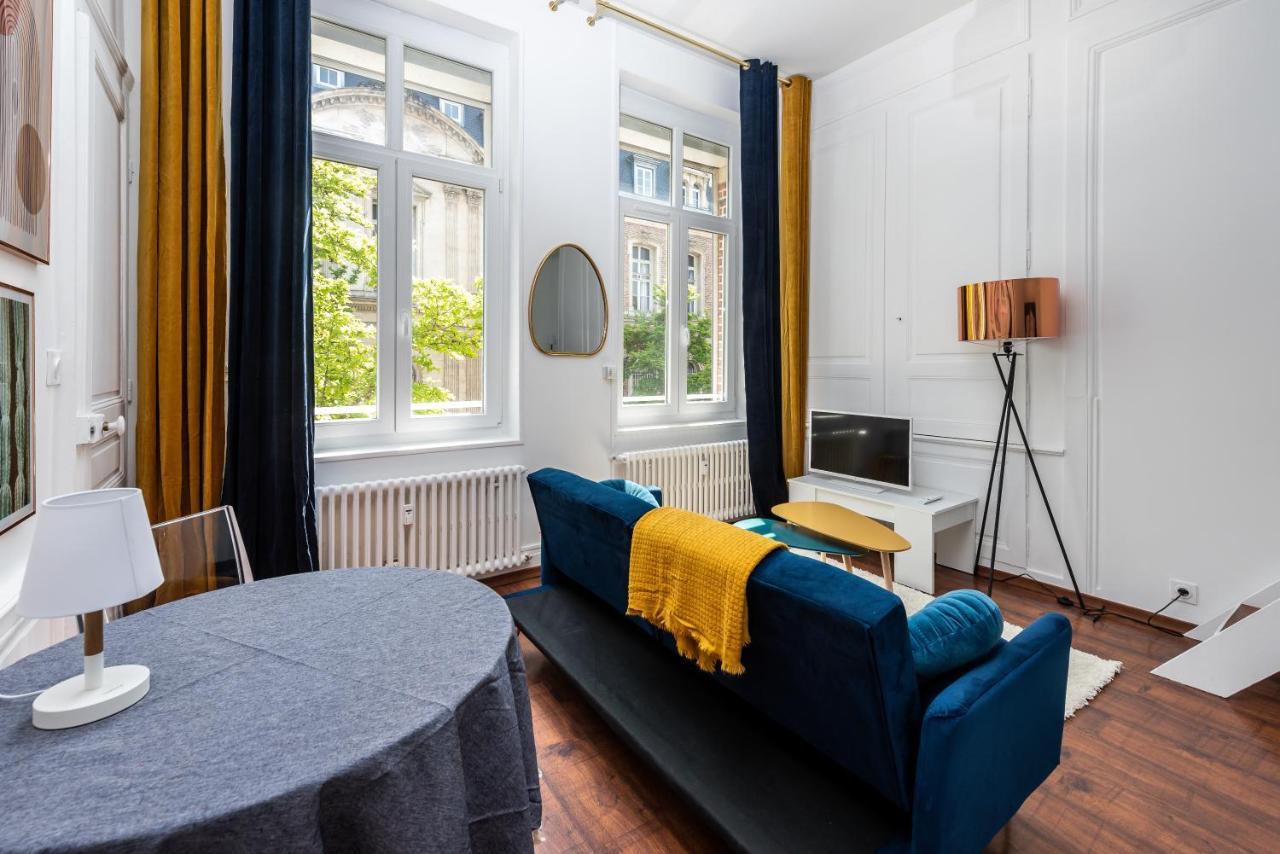 Appartement Centre Ville - Parking Prive Gratuit Amiens Dış mekan fotoğraf
